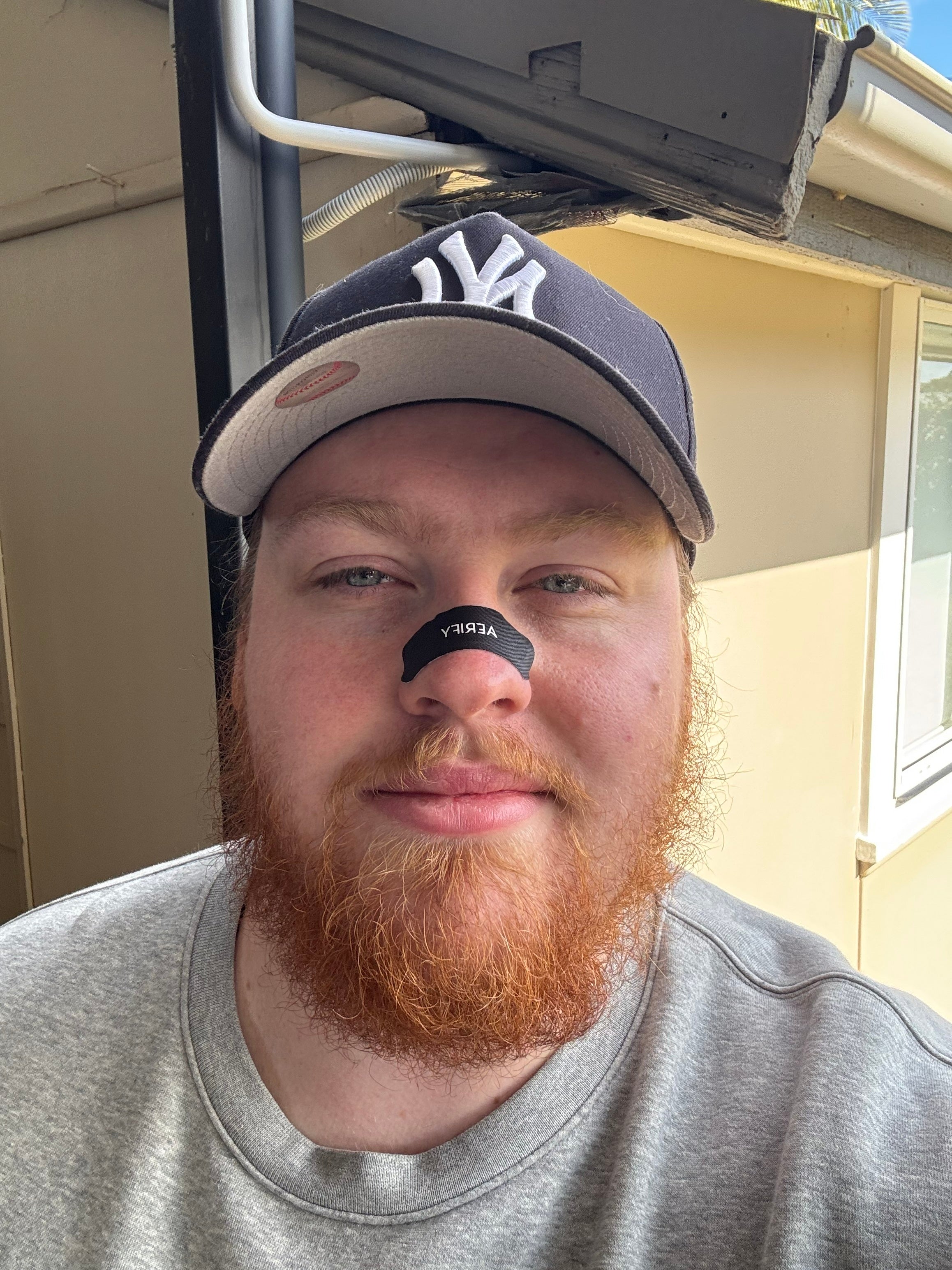 Nasal Strips & Facial Wipes Set – 30 Pieces